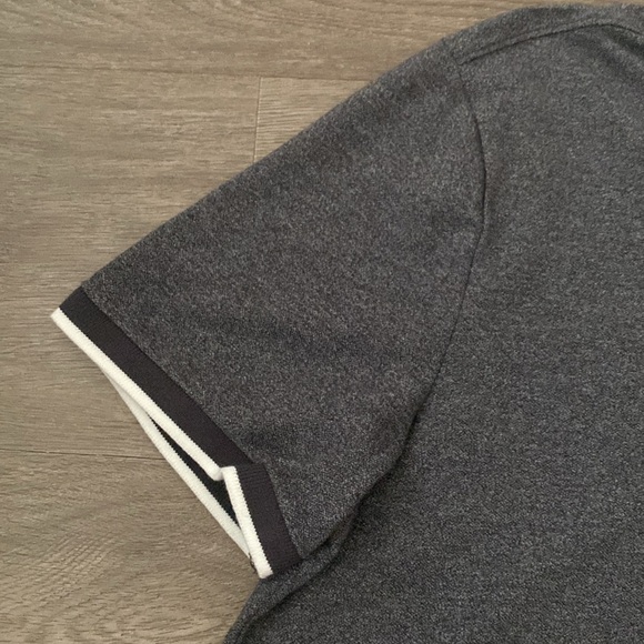 •NWOT• Abercrombie Men Stretch Polo in Medium - Picture 4 of 4